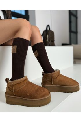 Wysokie skarpetki ze znaczkiem czekoladowy brąz